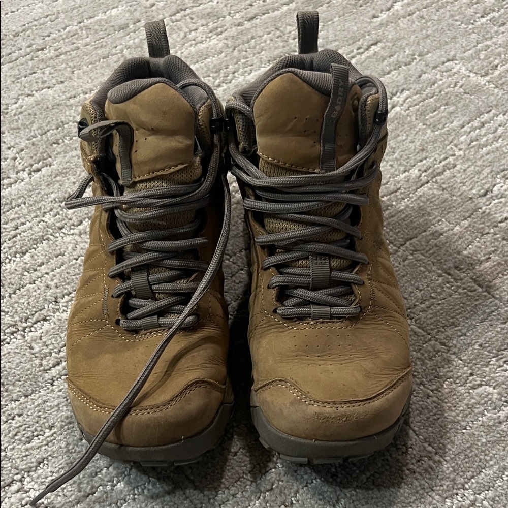 Men's Tan Outdoor Boots